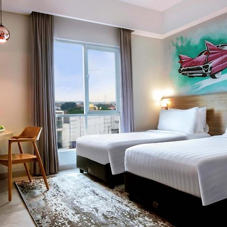 Favehotel Sidoarjo Exterior photo