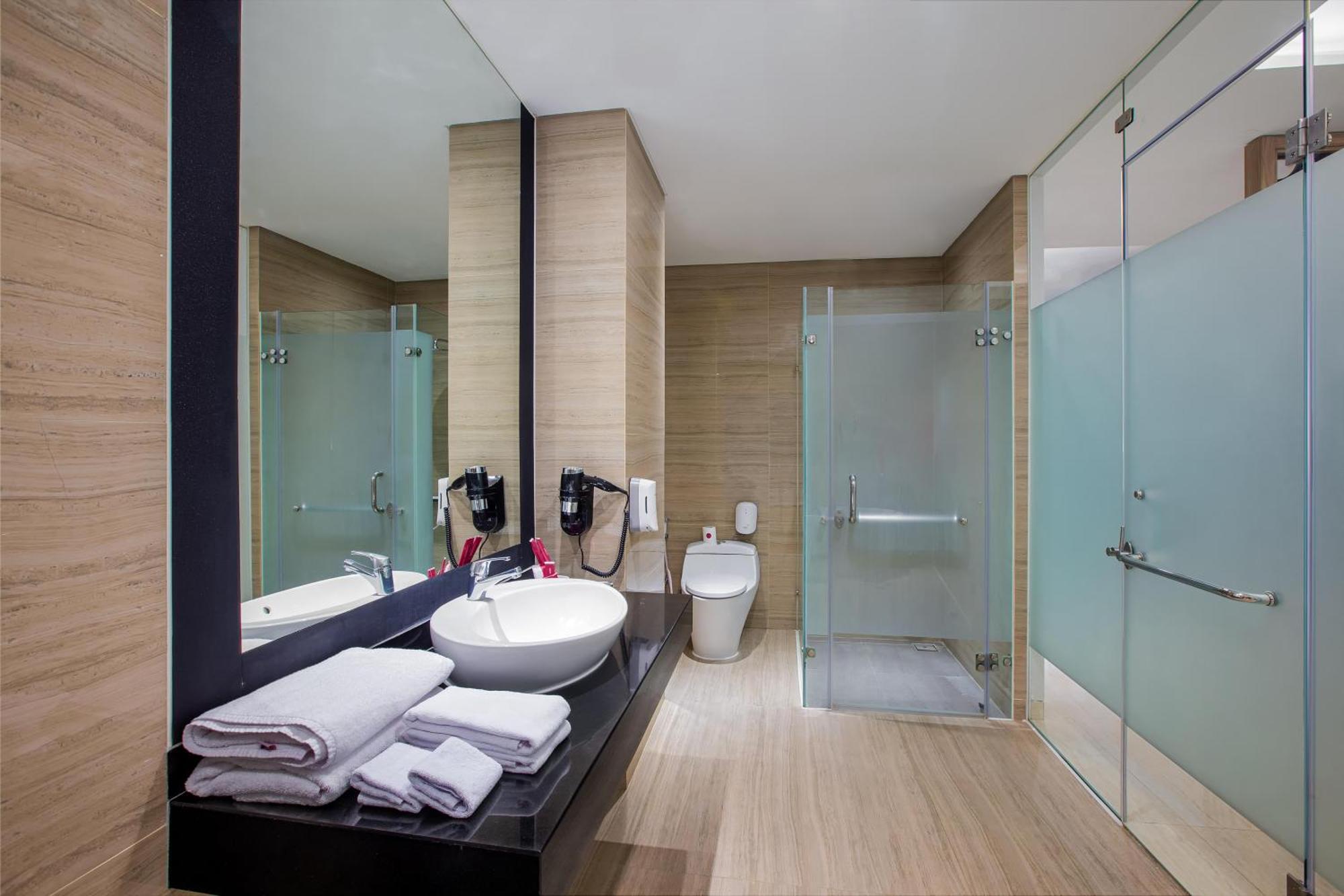 Favehotel Sidoarjo Exterior photo
