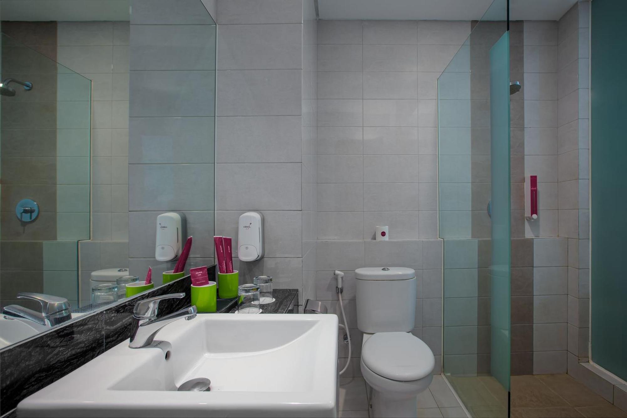 Favehotel Sidoarjo Exterior photo