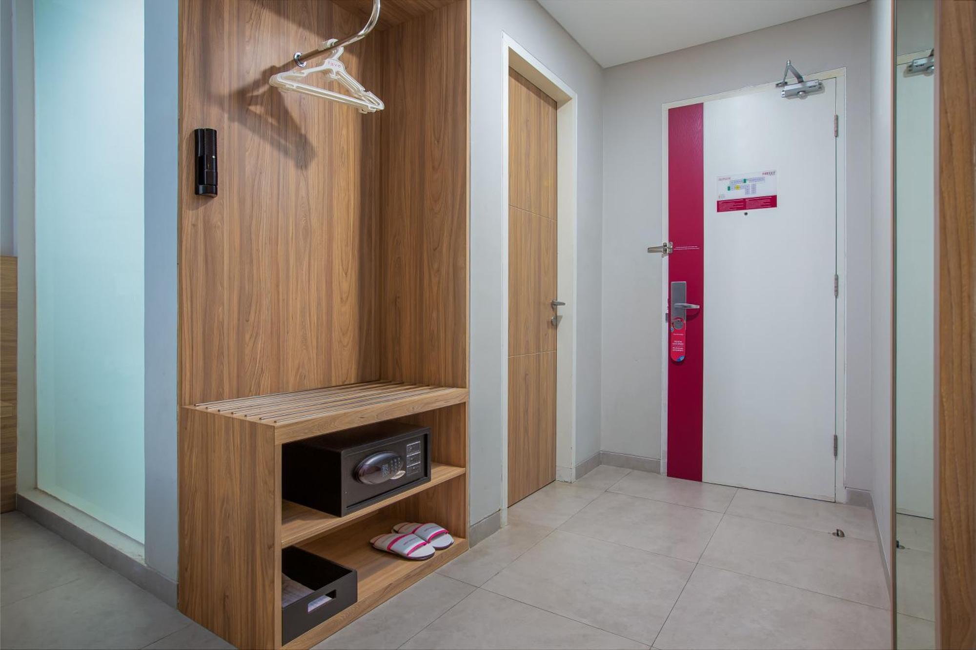 Favehotel Sidoarjo Exterior photo